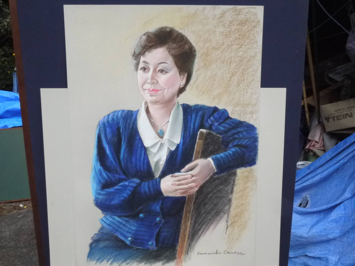 [A30114] Genuine work by Kunimichi Okutsu, hand-painted pastel painting, autographed female figure, popular artist and teacher Takehiko Miyanaga, Artwork, Painting, Pastel drawing, Crayon drawing