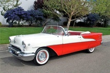 1/24 オールズモービル スーパー コンバーチブル 赤 白 Welly Oldsmobile Super 88 Convertible red white 1955 1:24 梱包サイズ60_画像2