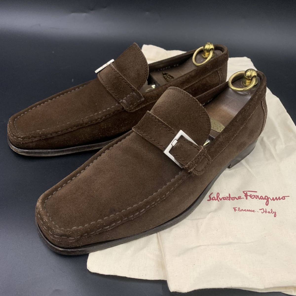 未使用 FERRAGAMO フェラガモ メンズ ローファー CHRIS 茶系 未使用 FERRAGAMO フェラガモ メンズ ローファー CHRIS 茶系 ドレス/ビジネス 返品交換送料無料
