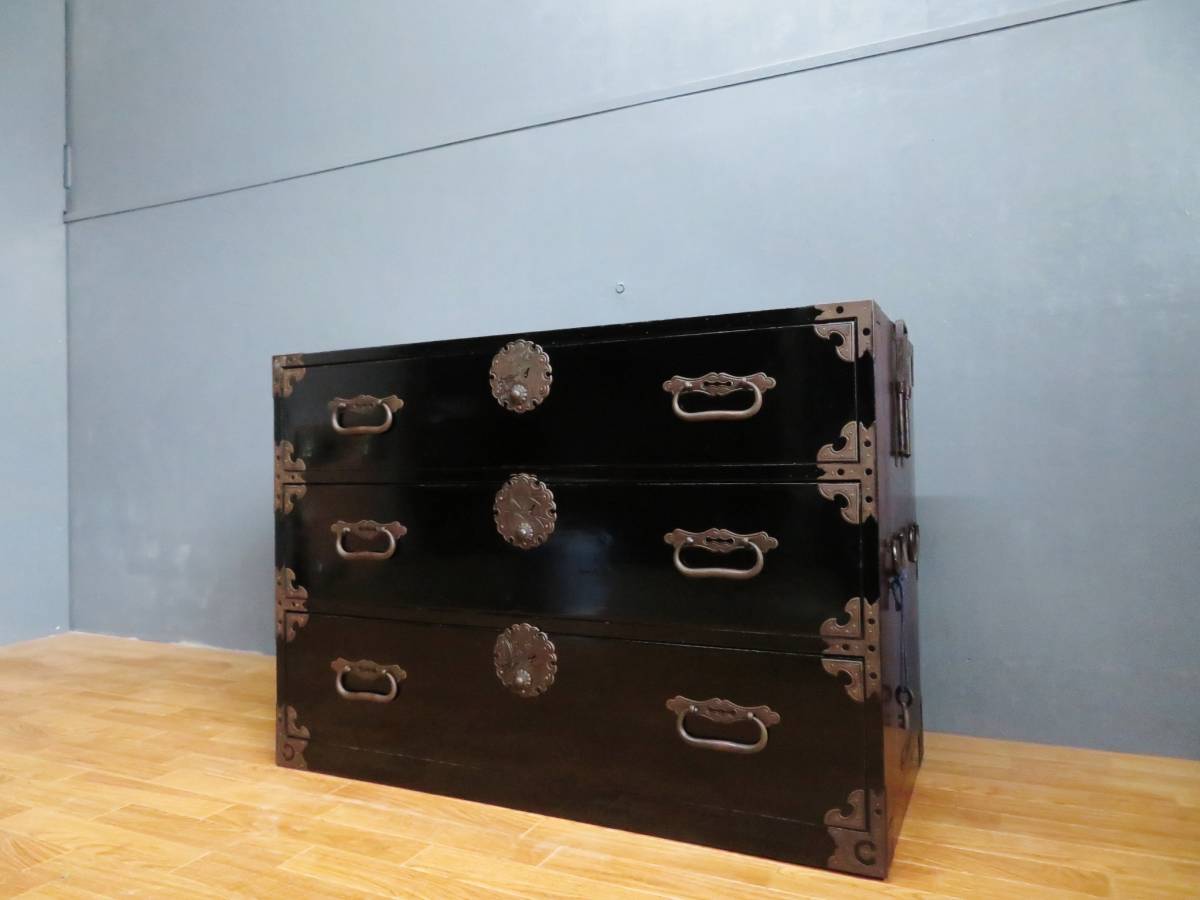 ヤフオク! -「黒漆 箪笥」(アンティーク、コレクション) の落札相場