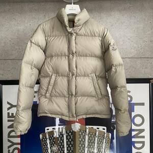 【即決/即納】MONCLER モンクレール ダウンジャケット 肩ワッペンあり レディース 本物 サイズ00