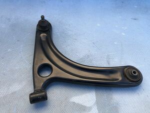 1952:H20 year 4 type Every DA64V K6A 2WD right front lower arm 
