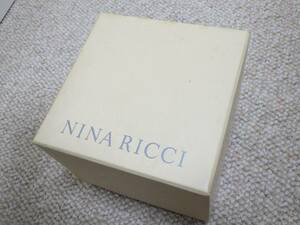 NINARICCI ニナリッチ 訳あり腕時計箱 ボックス　※1315