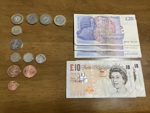 GBP　イギリス紙幣と硬貨　合計90.15ポンド