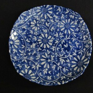 t4453 美品 銘あり 藍 お皿5枚 プレート 平皿 食器 藍色 ブルー 草花柄 総柄 直径約21cmの画像2