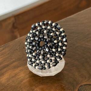 17-19 number beads ring ring large round mat . black × silver 