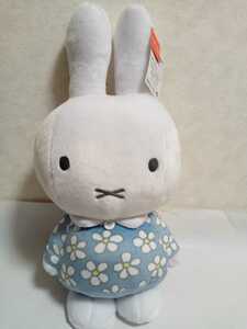  Miffy extra-large size soft toy .......2022