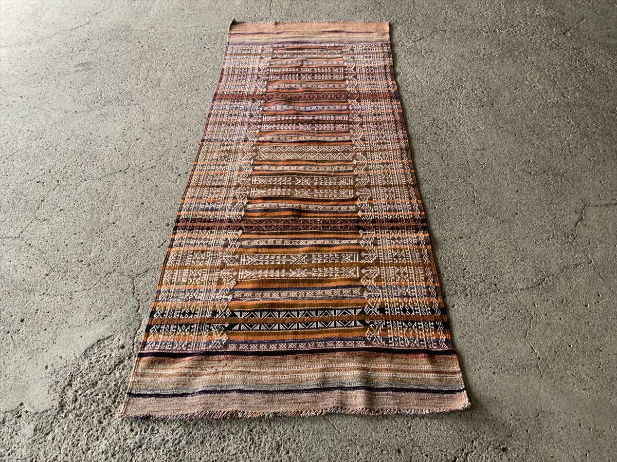 ヤフオク! -アフガニスタン 絨毯の中古品・新品・未使用品一覧