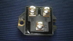 ＶＣＢＯ＝６００Ｖ　Ic=３０Ａ　Pc=３００Ｗ　東芝製　ダーリントン　パワートランジスタ　ＭＧ３０Ｇ１ＢＬ３ 未使用品