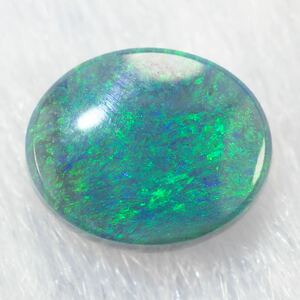  натуральный black opal / разрозненный / вес 0.53ct/ размер длина 6.5.x ширина 5.3.x высота 2.2./ Австралия производство / натуральный камень / натуральный опал 