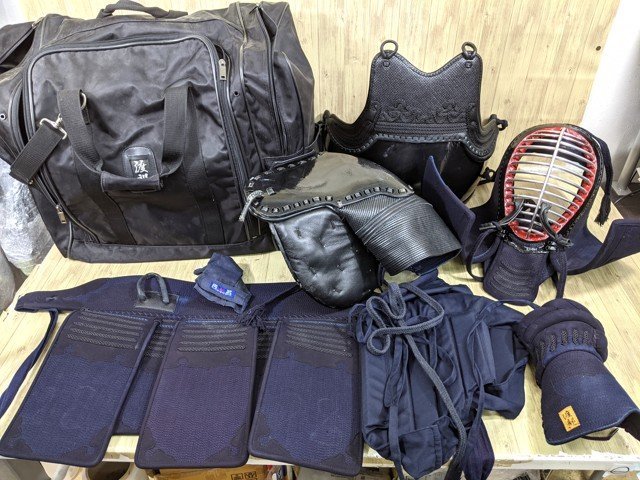 ヤフオク! -「銃剣道防具」の落札相場・落札価格