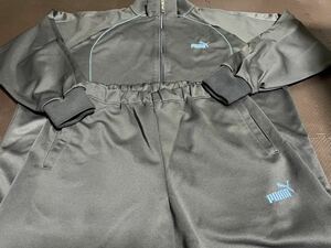  beautiful goods PUMA gray, Logo light blue ( embroidery ) sleeve with logo top and bottom set size M