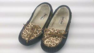 MINNETONKA ミネトンカ LEOPARD Cally Slipper　40160　レオパード　つま先掠れあり モカシン 24cm ブラック レディース 1301000007518