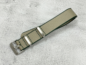  rug size :22mm NATO wristwatch belt square fabric strap color : beige / green nylon TF03