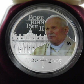 クック諸島 ヨハネパウロ2世 1ドル銀貨 2005年 1トロイオンス 1 Troy oz コイン POPE JOHN PAUL Ⅱ 1920-2005の画像2