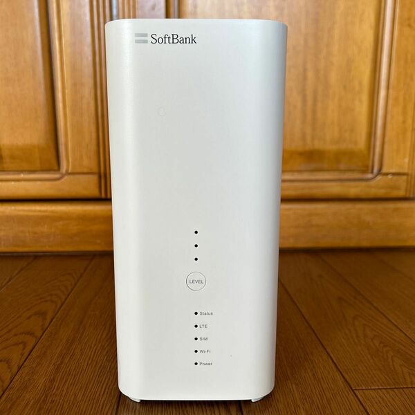 SoftBank Air 4