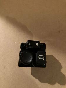 213. Suzuki Wagon R MH21S electromotive housing door mirror switch 37950-58J0