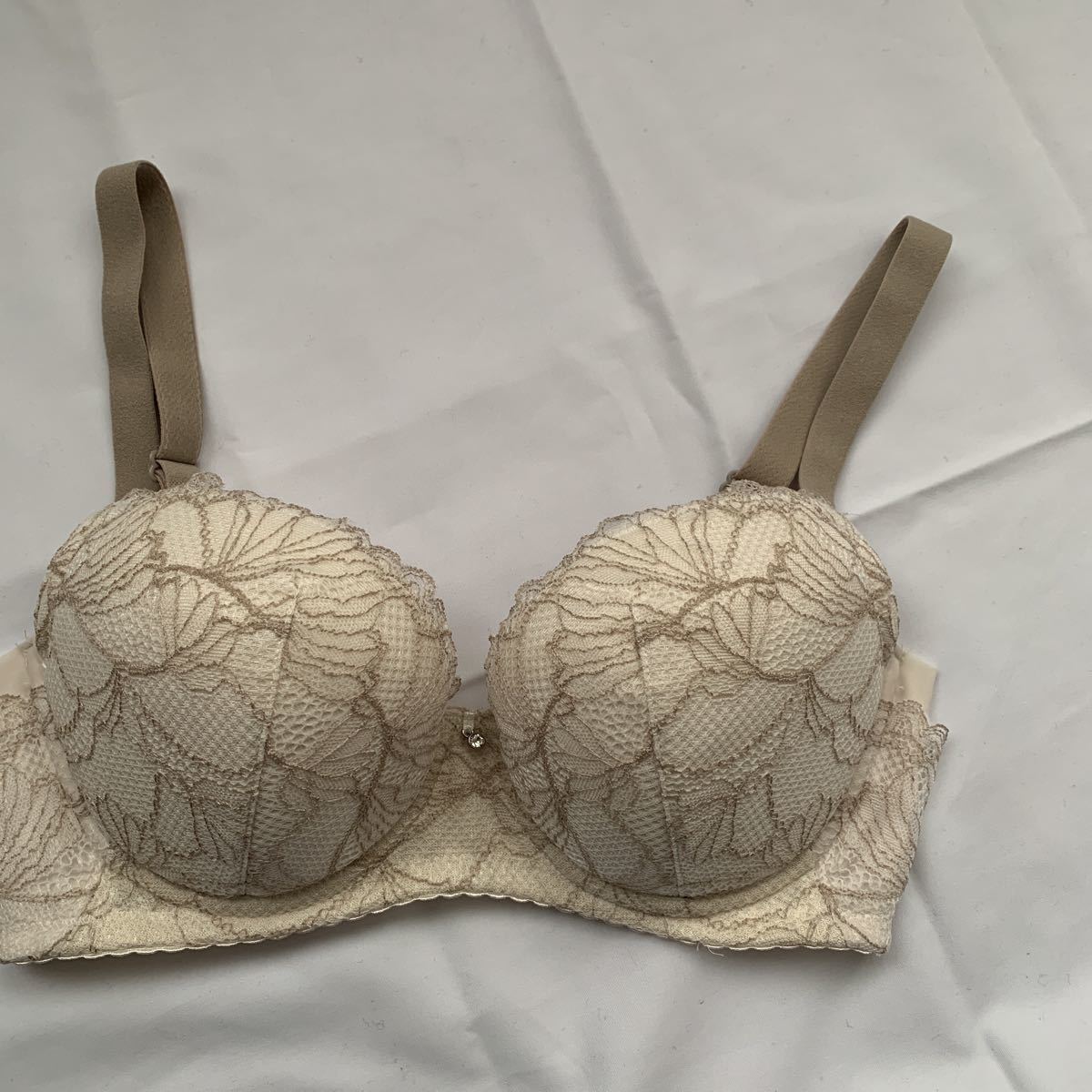 ヤフオク! -ワコールブラジャーd70(ファッション)の中古品・新品・古着一覧