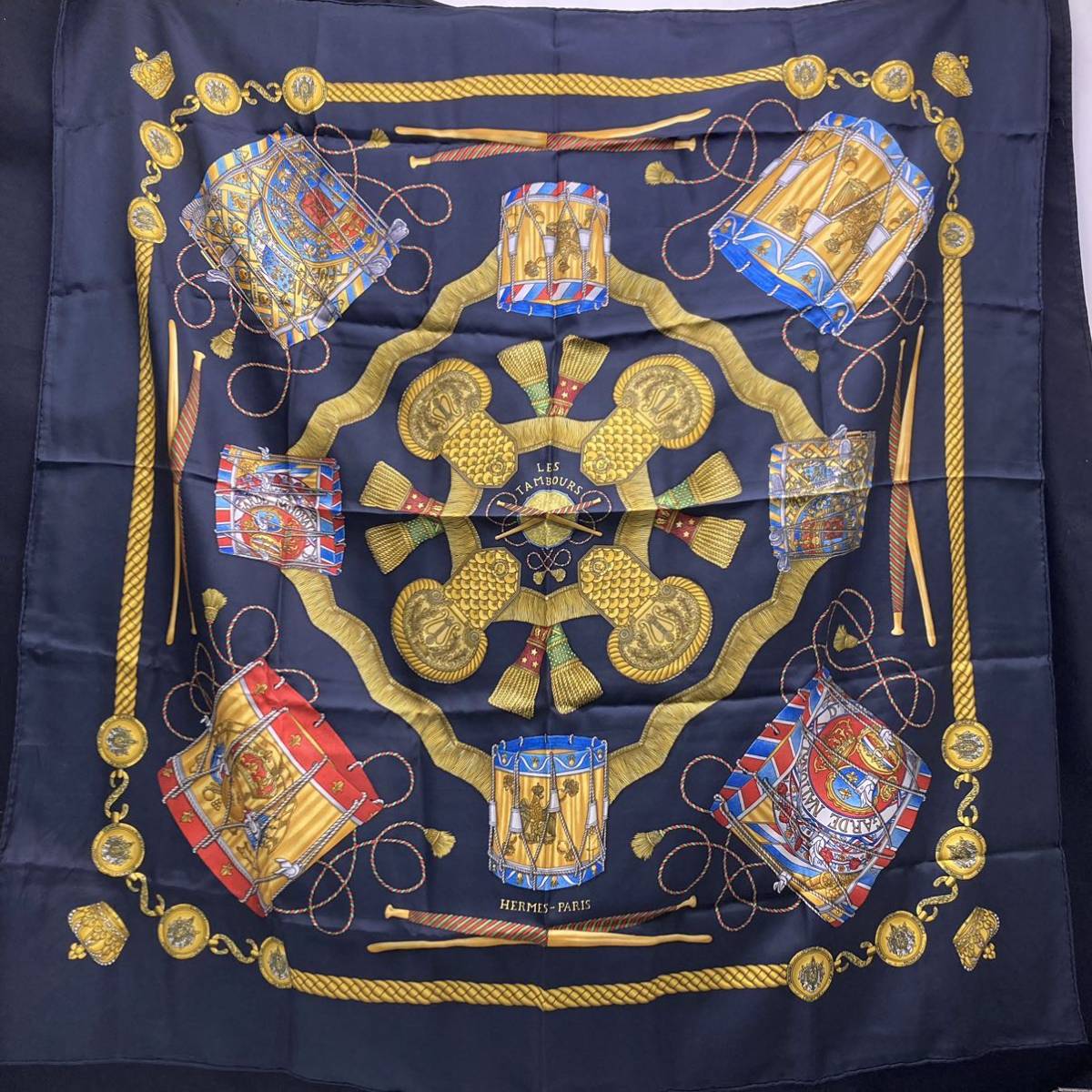 ヤフオク! -エルメス スカーフ カレ90の中古品・新品・未使用品一覧