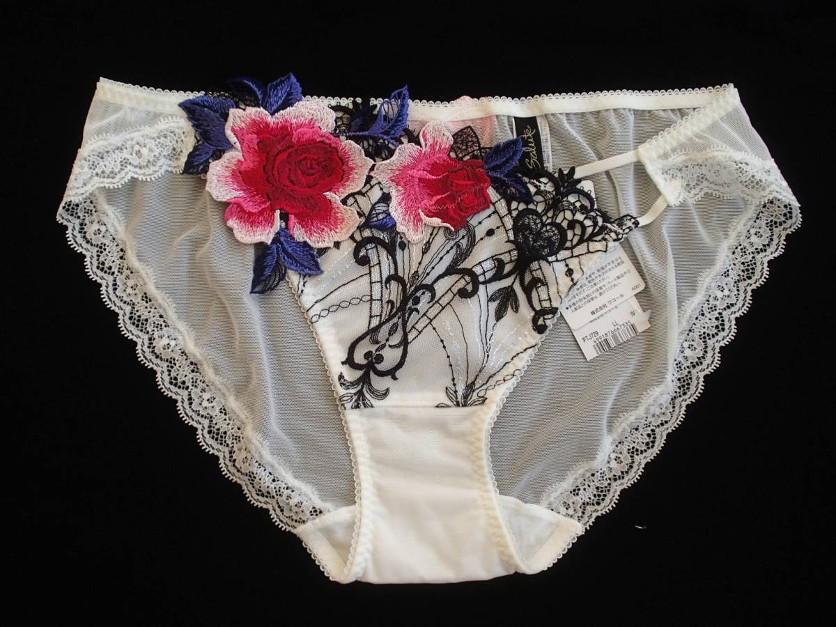 ヤフオク! -サルート 店舗限定(ファッション)の中古品・新品・古着一覧
