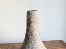 アンティーク雑貨花器 キリスト教 ヴィンテージデザイン 陶器聖水ホーリーウォーターボトル フラワーベース（H22.5cm） 花瓶 クロス ポット_画像4