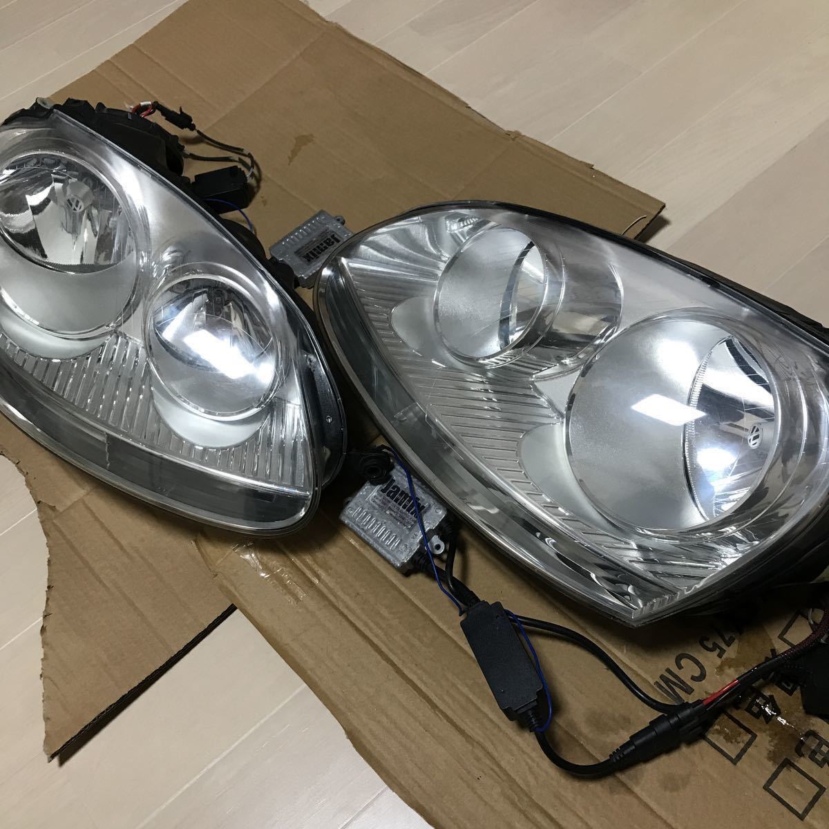 フォルクスワーゲン ゴルフ 純正 右 ヘッドライト1L K A X 美品