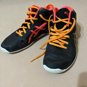 バスケットシューズ　asics 25.0 中古