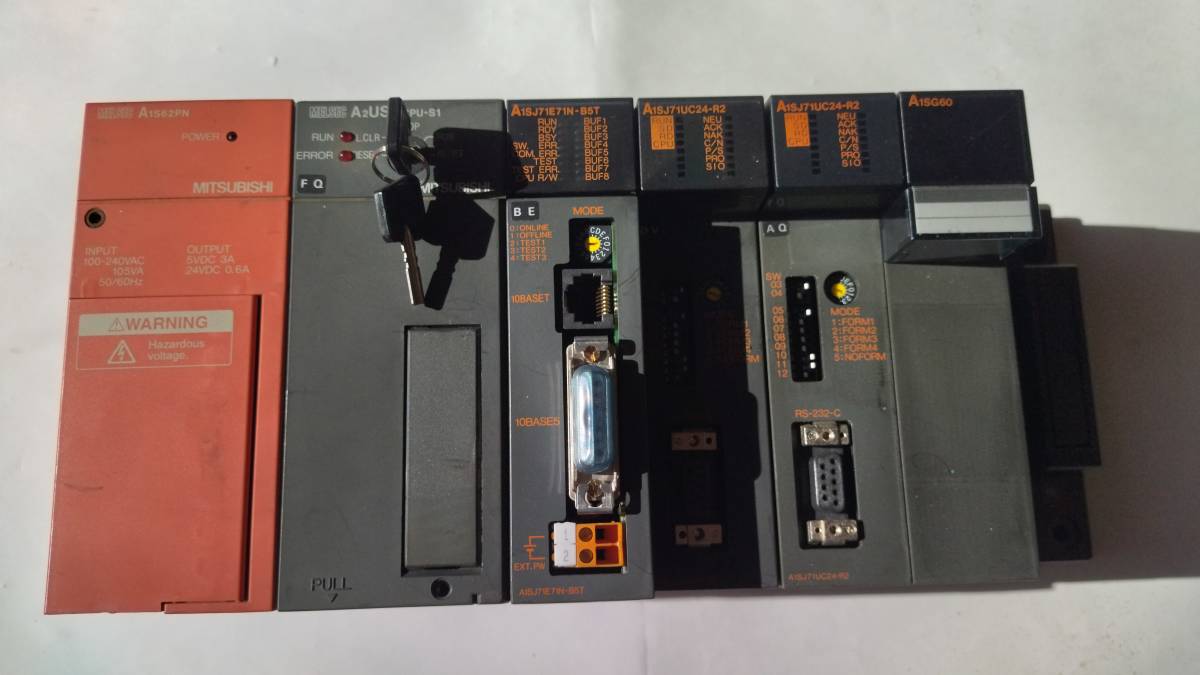 2個在庫あり ●MITSUBISHI シーケンサー FX3G-40M / FX2N-8EYT-ESS / S8VK-S06024 / P7SA-10F-ND-PUセット 中古品 住まい、インテリア 工具、DIY用品 電材、配電用品