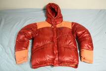 中古品MENs S patagonia　ダウンパーカー　84650F4 レッド×オレンジ系サイズ：S　_画像1