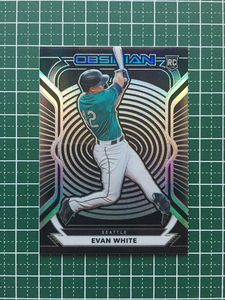 ★PANINI MLB 2021 CHRONICLES #53 EVAN WHITE［SEATTLE MARINERS］ベースカード「OBSIDIAN」ルーキー「RC」★