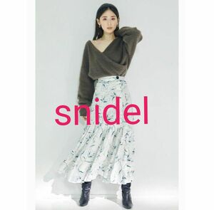 snidel プリントプリーツスカート　1　アイボリー