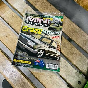 送料込み　JUN2012 新品未開封　MINI TRUCKIN ミニトラッキン　Hilux マガジン TACOMA D21 USマガジン TOYOTA S-10 エアサス