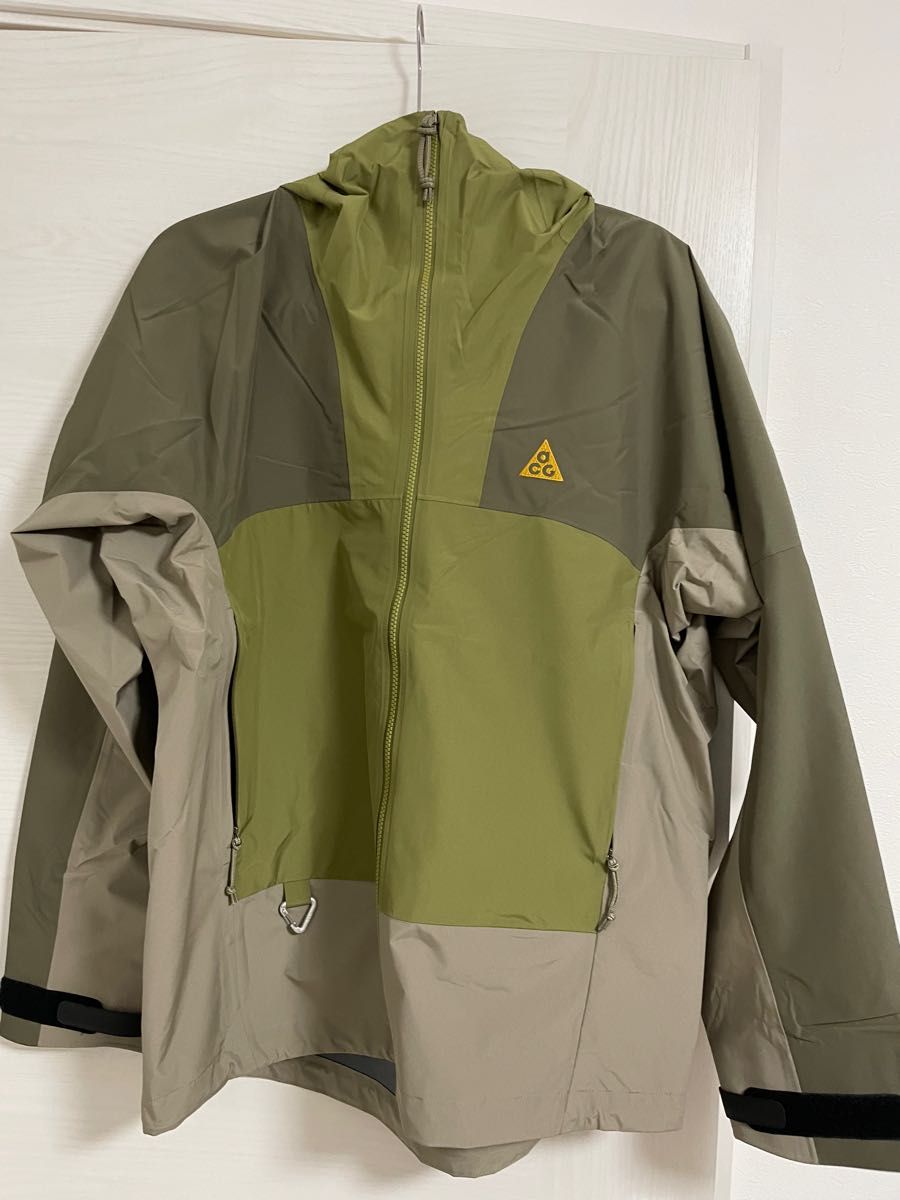 直送商品 新品 NIKE Storm-FIT ADV テック パック Lサイズ tdh