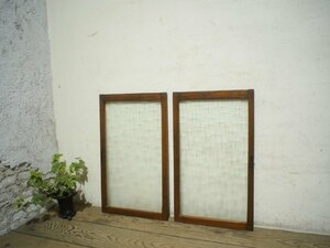 yuI0150*[H64cm×38,5cm]×2 sheets * Showa Retro . design glass. old tree frame sliding door * fittings glass door sash small window used housing peace . Vintage A under 