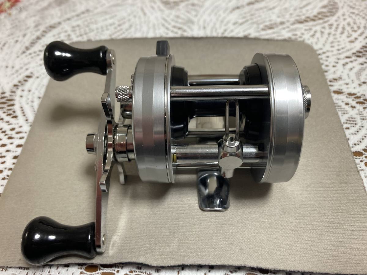 完成品 超レア 芸術品 スウェーデン製 アブ2500c ワインレッド | www