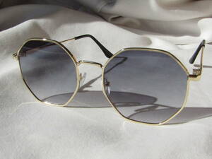 【新品】 メタルフレーム ファッション サングラス　グラデーションレンズ　紫外線　オシャレ　ボストン　眼鏡　メガネ　軽量　韓国