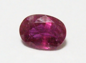 Bzg ■ натуральный камень ruth ■ Ruby 0,45CT Thailand