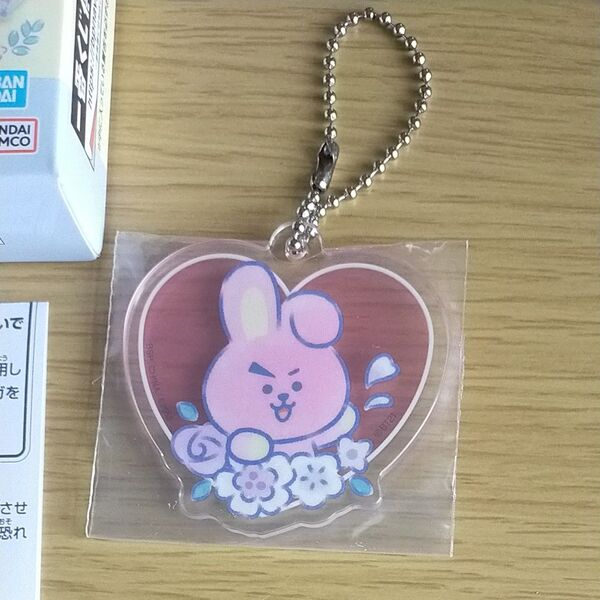 BT21 アクリルチャーム COOKY