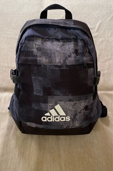 600円OFF! adidas デイバック