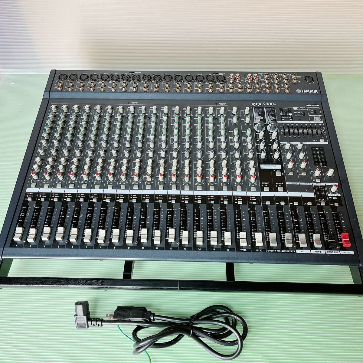 返品不可】 YAMAHA アナログミキサー レコーディング/PA機器 パワード