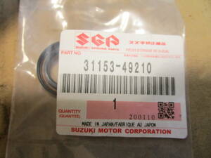 GSX-R1000　セルモーター　オイルシール　新品　31153-49210　　Ｎｏ.Ａ5020