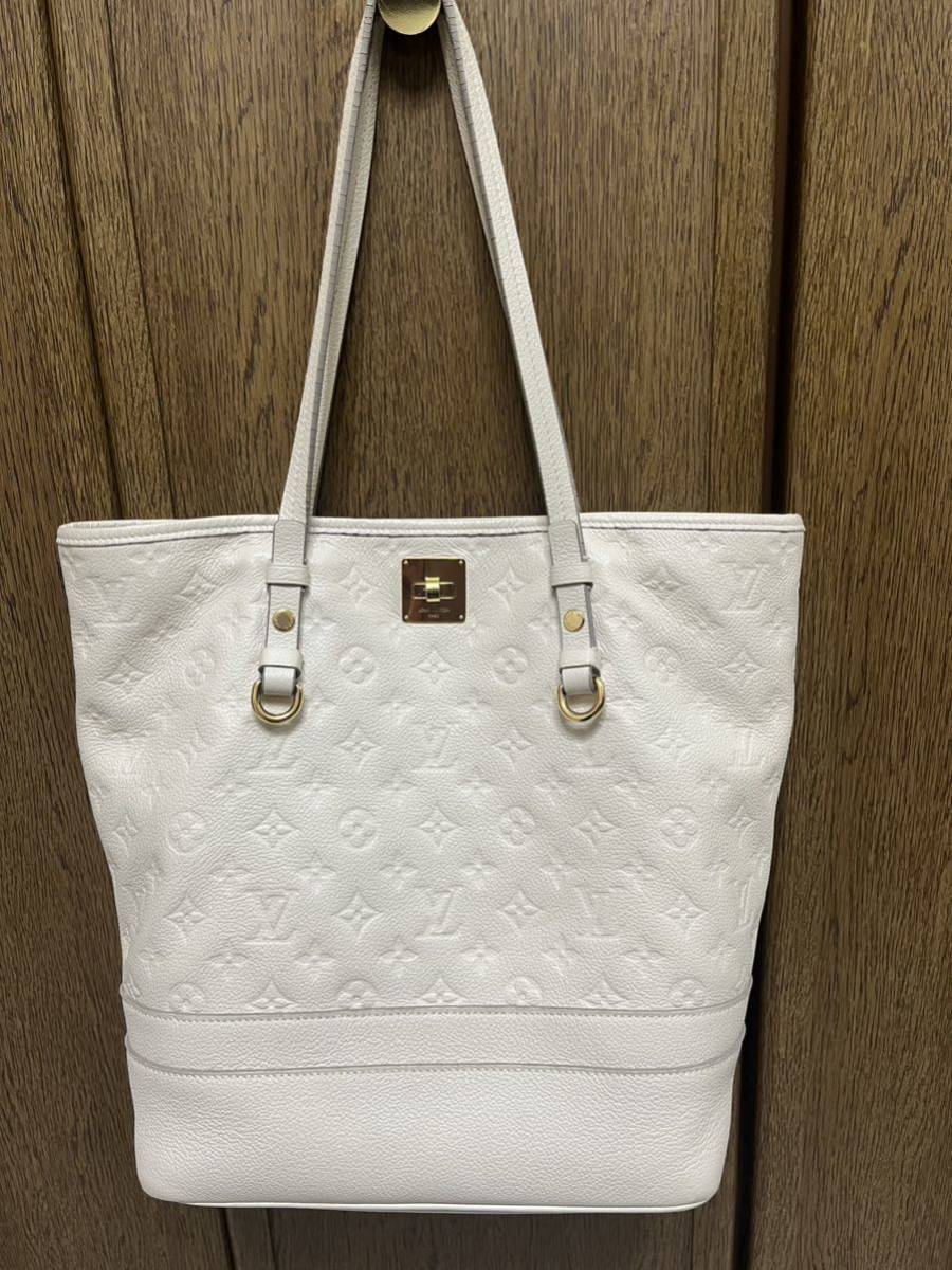 上質で快適 美品✨ルイヴィトン 白 オールレザー トートバッグ