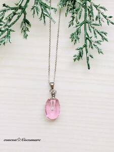 Art hand Auction Crystal pink [oval pink] aroma pendant [surgical stainless steel] comes with a scented lid, double ring, and 1 bottle., handmade, Accessories (for women), necklace, pendant, choker