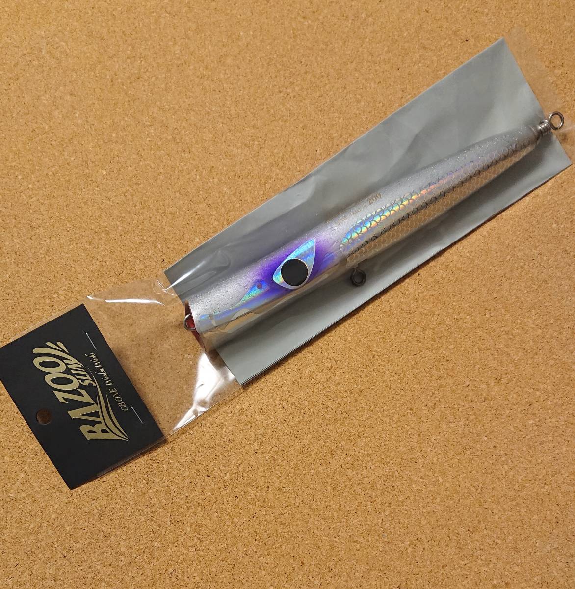 未使用 シービーワン バズー スリム BAZOO SLIM 200 ホログラム