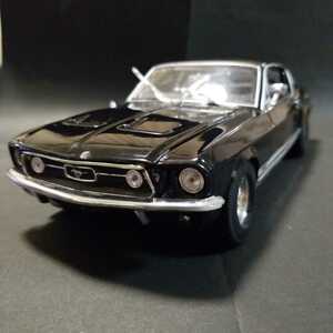 マイスト1/18 1967 フォード マスタング GTA ファストバック画像が全てです。御入札前には必ず自己紹介と商品説明をお読み下さいジャンク