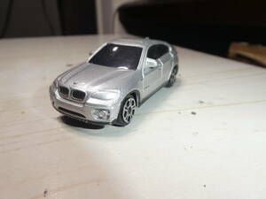 Maisto BMW X6 ミニカー