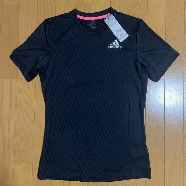 新品 adidas テニス フリーリフト 半袖Tシャツ ブラック Mサイズ