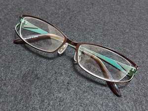 新品 vivid moon ビビッドムーン　日本製　メガネ　眼鏡　高級感　上品　フルリム　チタン　軽い　綺麗