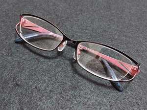 新品 vivid moon ビビッドムーン　日本製　メガネ　眼鏡　高級感　上品　フルリム　チタン　軽い　可愛い　ピンク×ダークネイビー