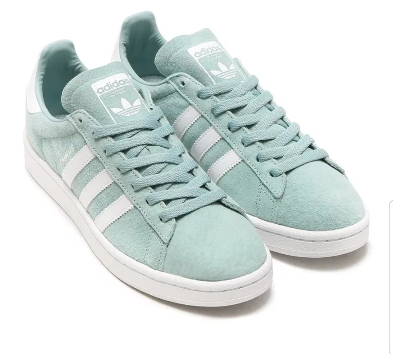 美品 adidasアディダス EE5745 スニーカー サイズ26.5cm、カラー オフ